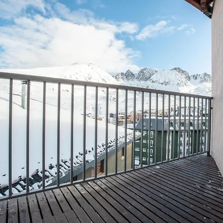 Mikka-nevada Luxe Apartment *